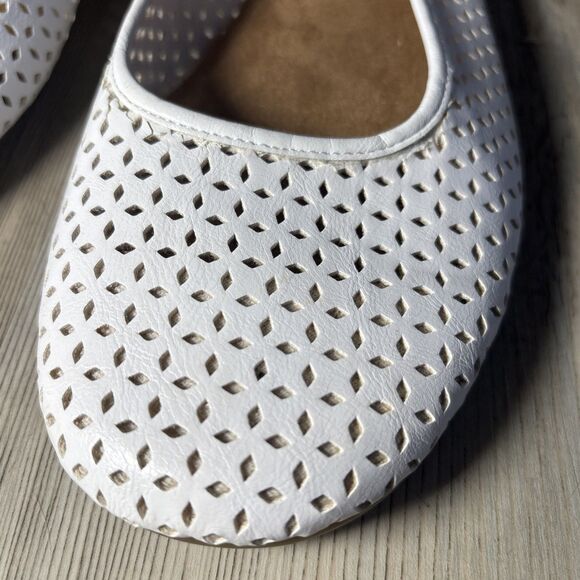 AEROSOLES A2 Stitch N Turn White Leather Ballerina Flat Cutout MEMORY FOAM 10.5 - Picture 6 of 11